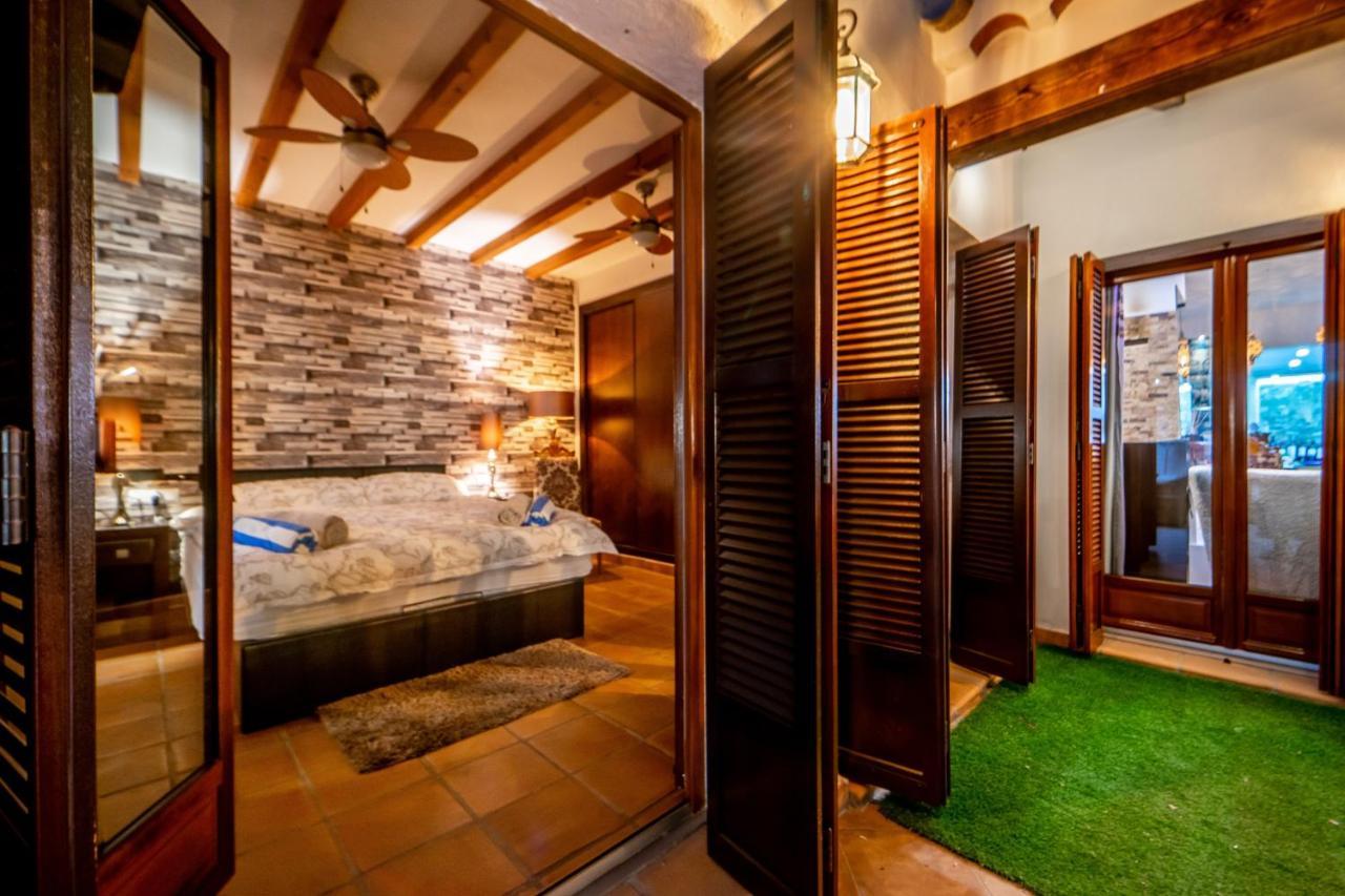 Luxury Villa On El Valle Golf Resort, Sauna, Hot Tub, Heated Pool. Banos y Mendigo Eksteriør billede